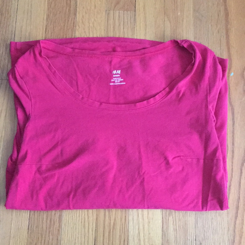 Quarter sleeve maternity